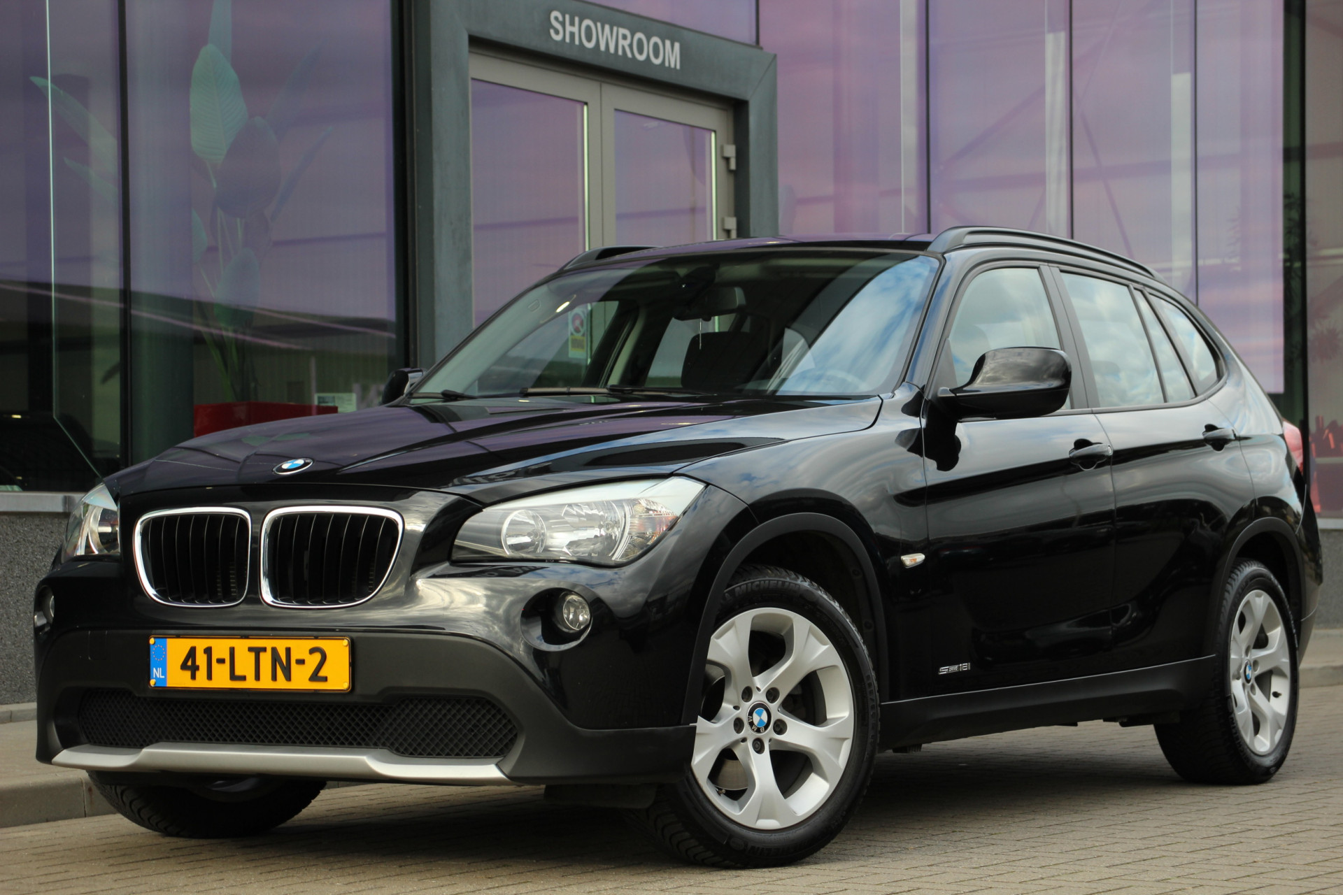 BMW  X1